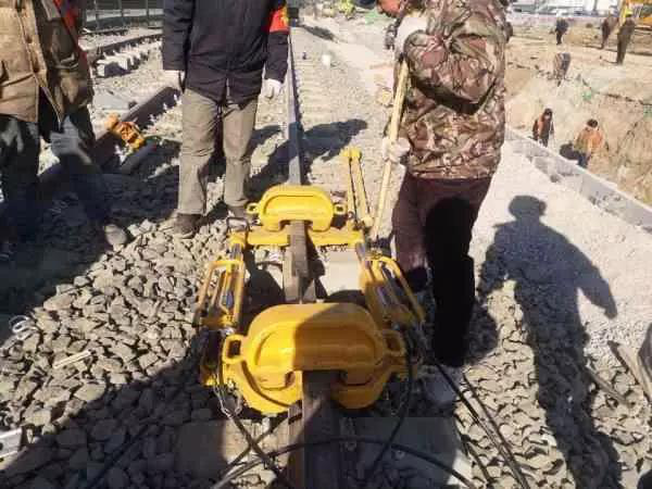 今日頭條、北京日報：13號線清河站撥線工程倒計時，京城地鐵首  次鋪上樹脂軌枕